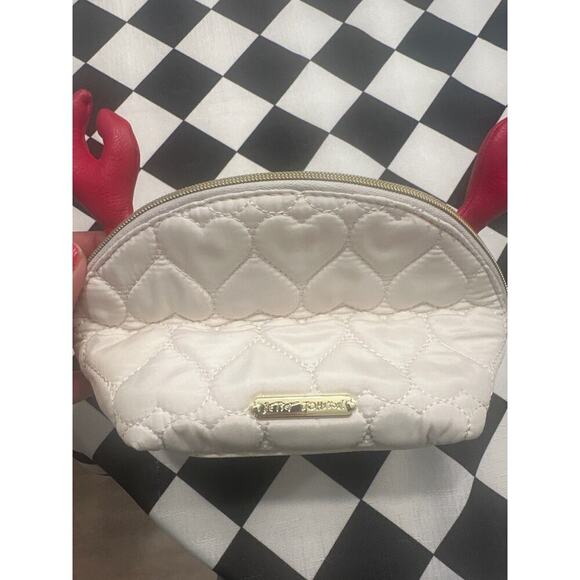 Betsy Johnson Clutch cosmetic bag crab Kitsch travel read - Picture 5 of 5